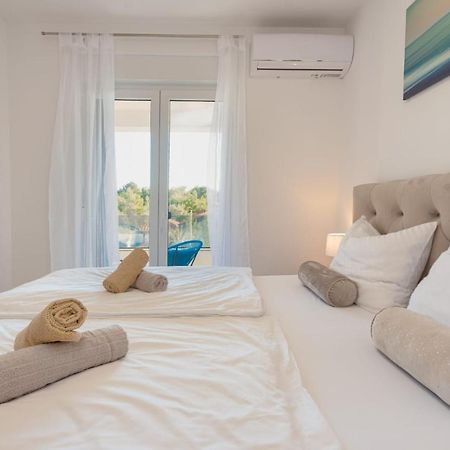Villa Elite Vir Luaran gambar