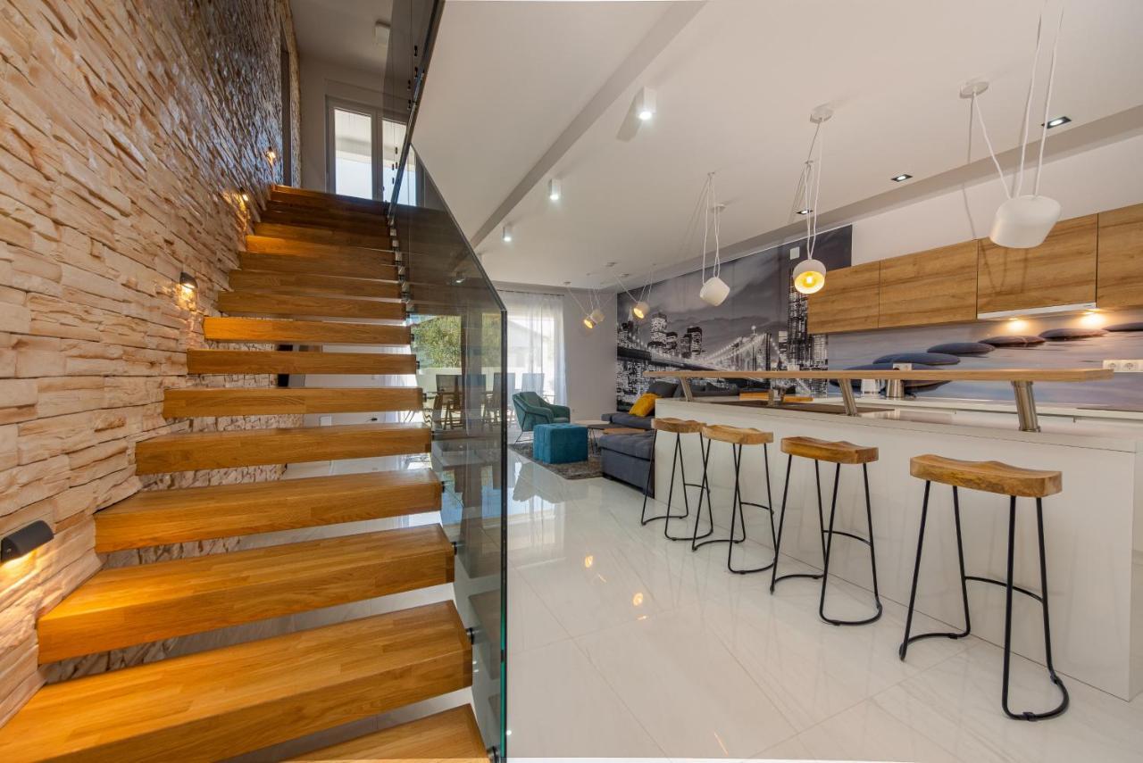 Villa Elite Vir Luaran gambar